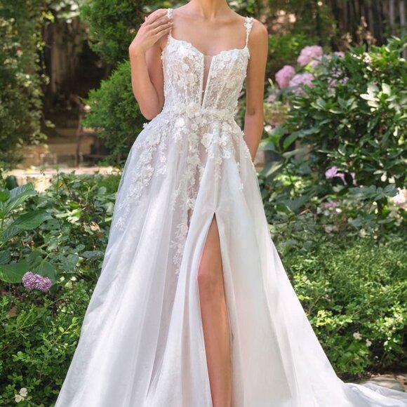 063 Dresses & Skirts - New long wedding dress.Off white/nude bridal gown